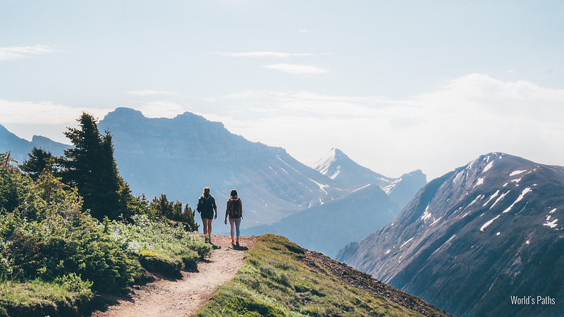 saskatchewan glacier hike